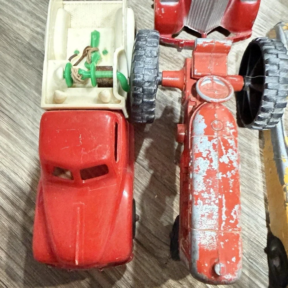 Vintage Hubley Kiddie Toy Logging Truck Orange Fire trucks Tractor‎ Etc Lot
